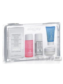 娇韵诗保湿系列 为肌肤注入水润活力，唤醒自然光彩